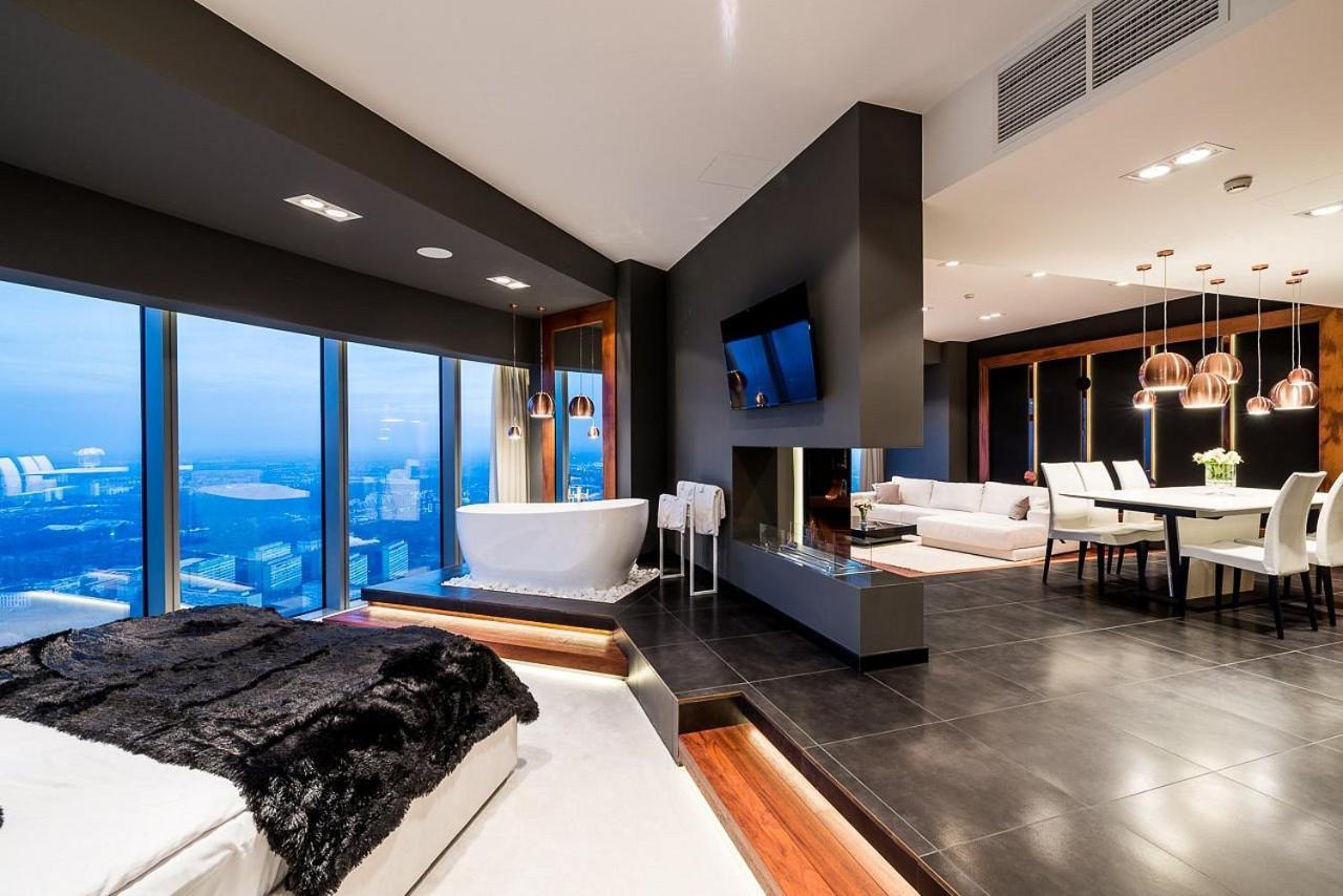 30Th+ Floor Apartments In Sky Tower Wroclaw Luaran gambar