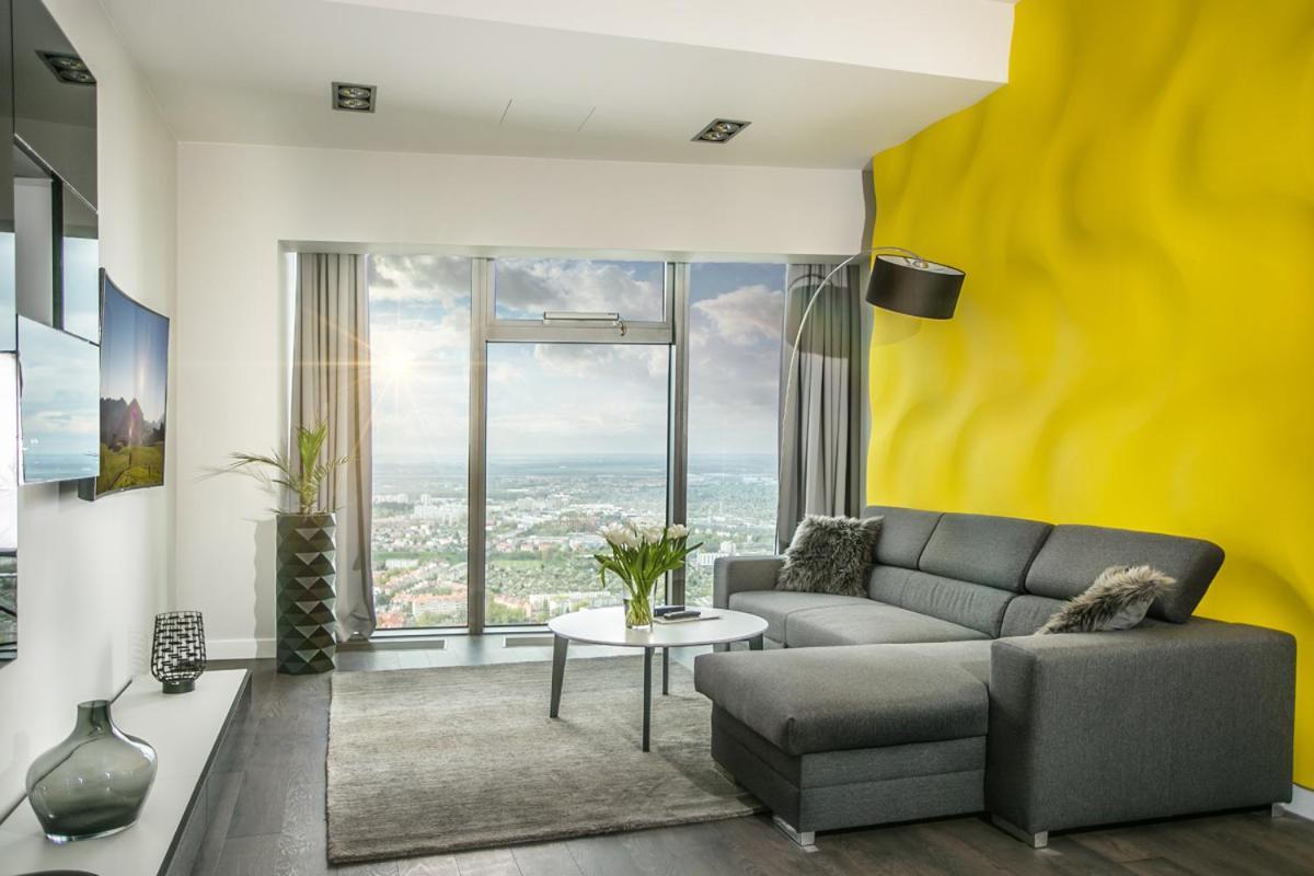 30Th+ Floor Apartments In Sky Tower Wroclaw Luaran gambar
